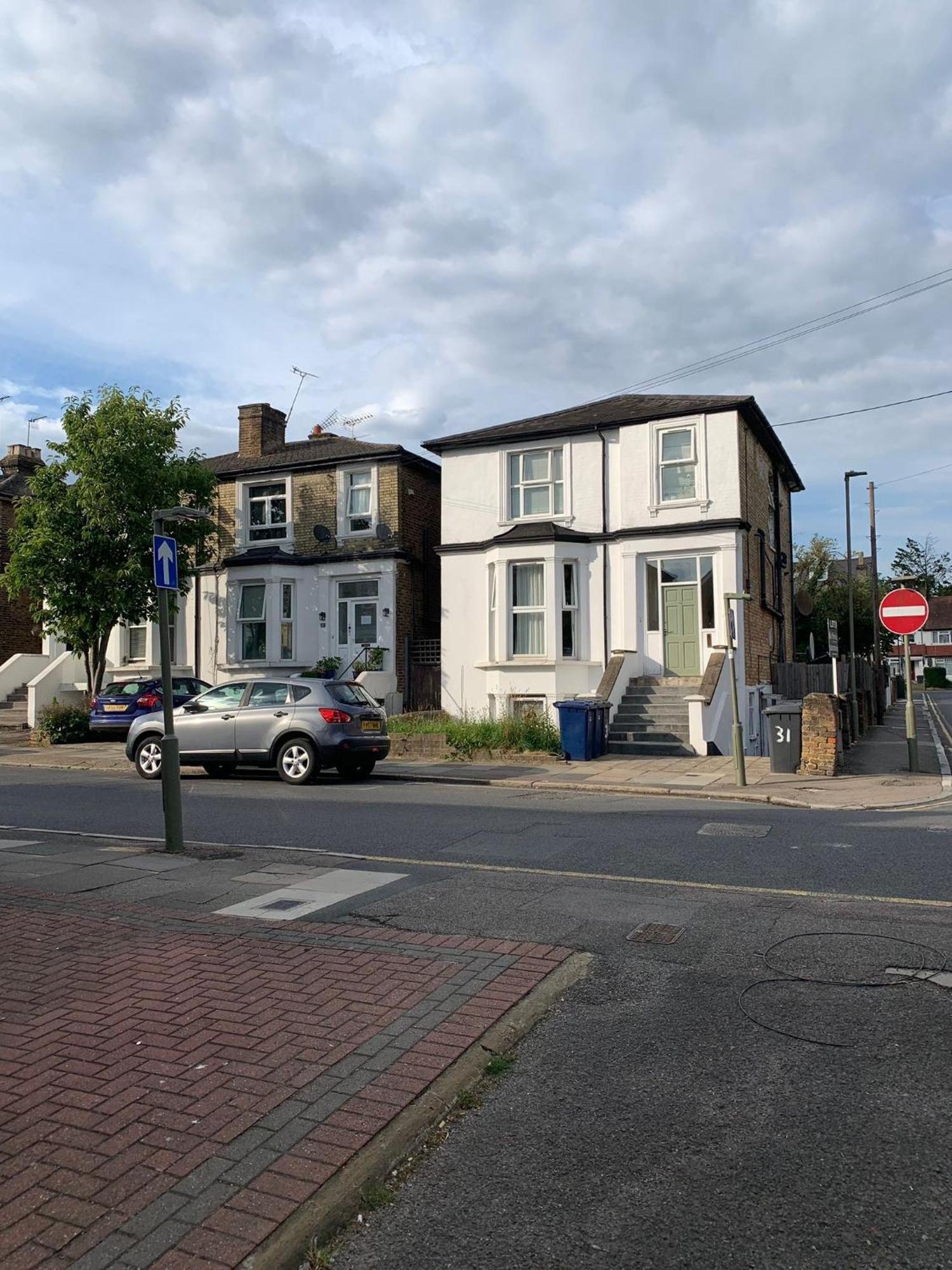 Amazing En-Suite Apartment In Finchley Central 伦敦 外观 照片