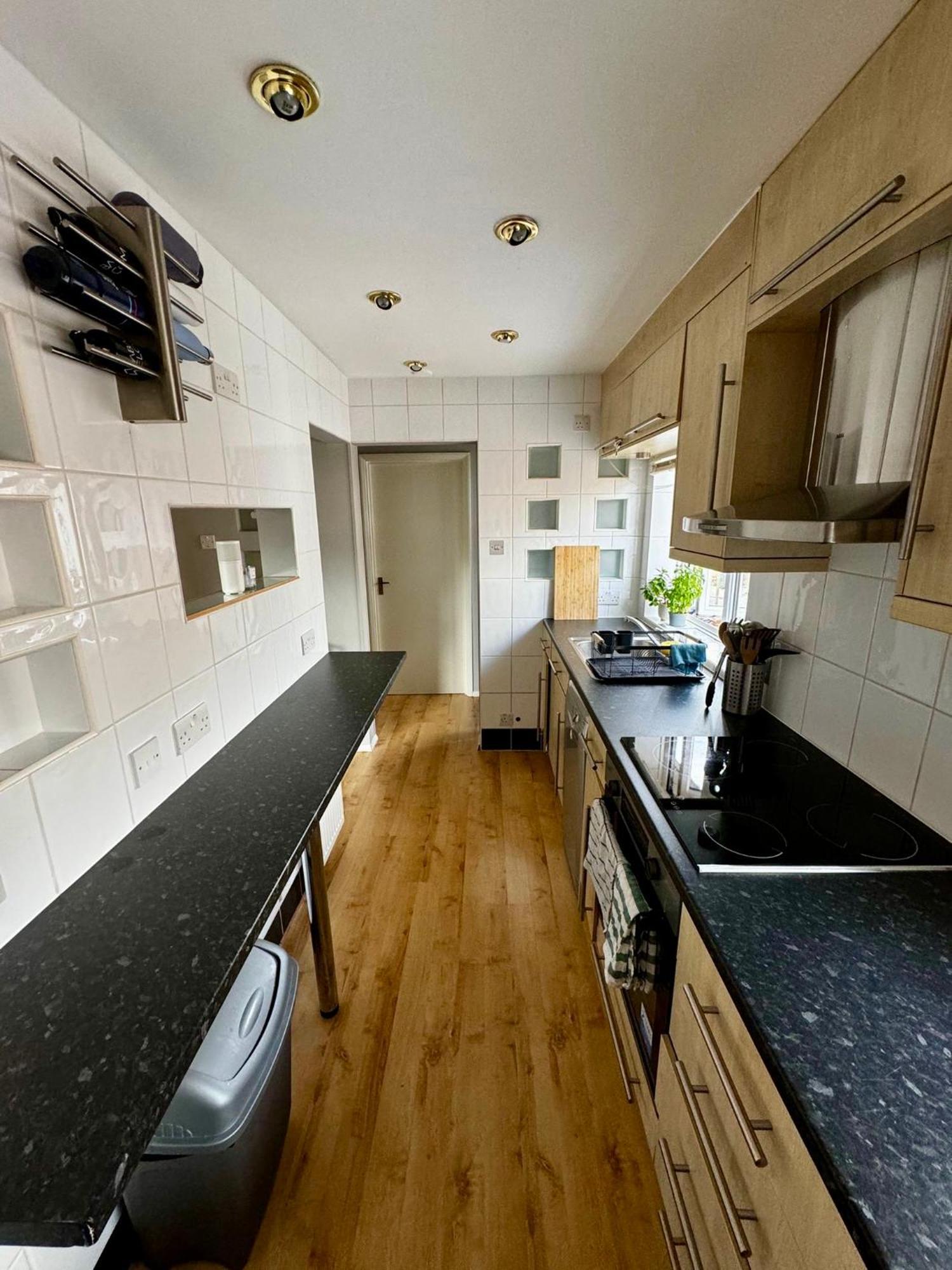 Amazing En-Suite Apartment In Finchley Central 伦敦 外观 照片