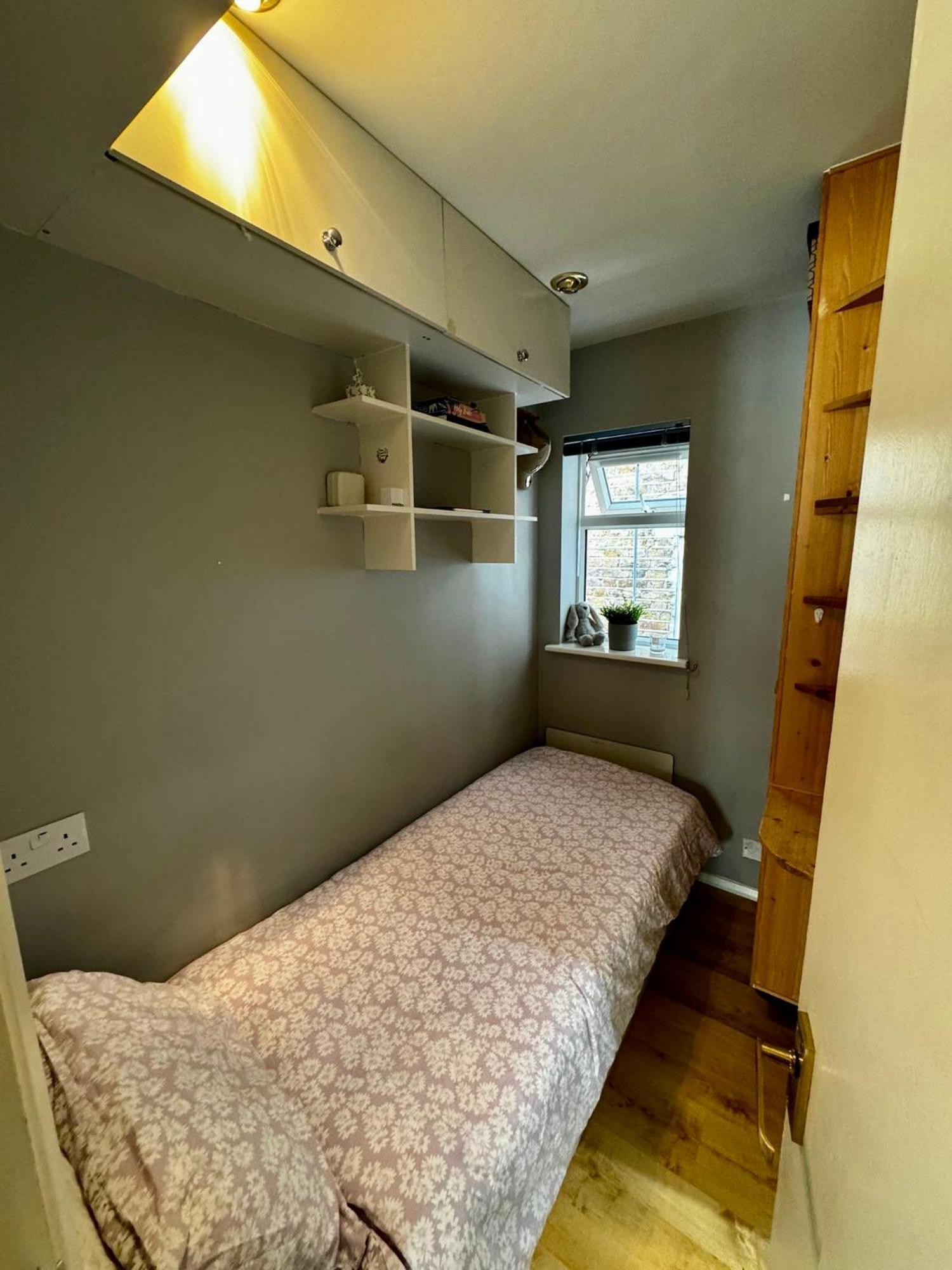 Amazing En-Suite Apartment In Finchley Central 伦敦 外观 照片